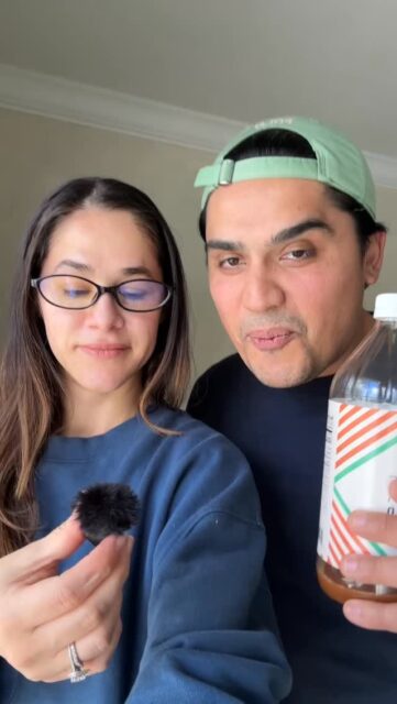 The missing piece in your glow up routine. 🫙✨
Raw Apple Cider Vinegar.